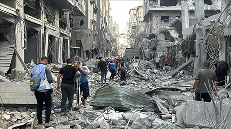  كاتبة من غزة: نسمع عن السلام لكن نعيش وسط الجحيم